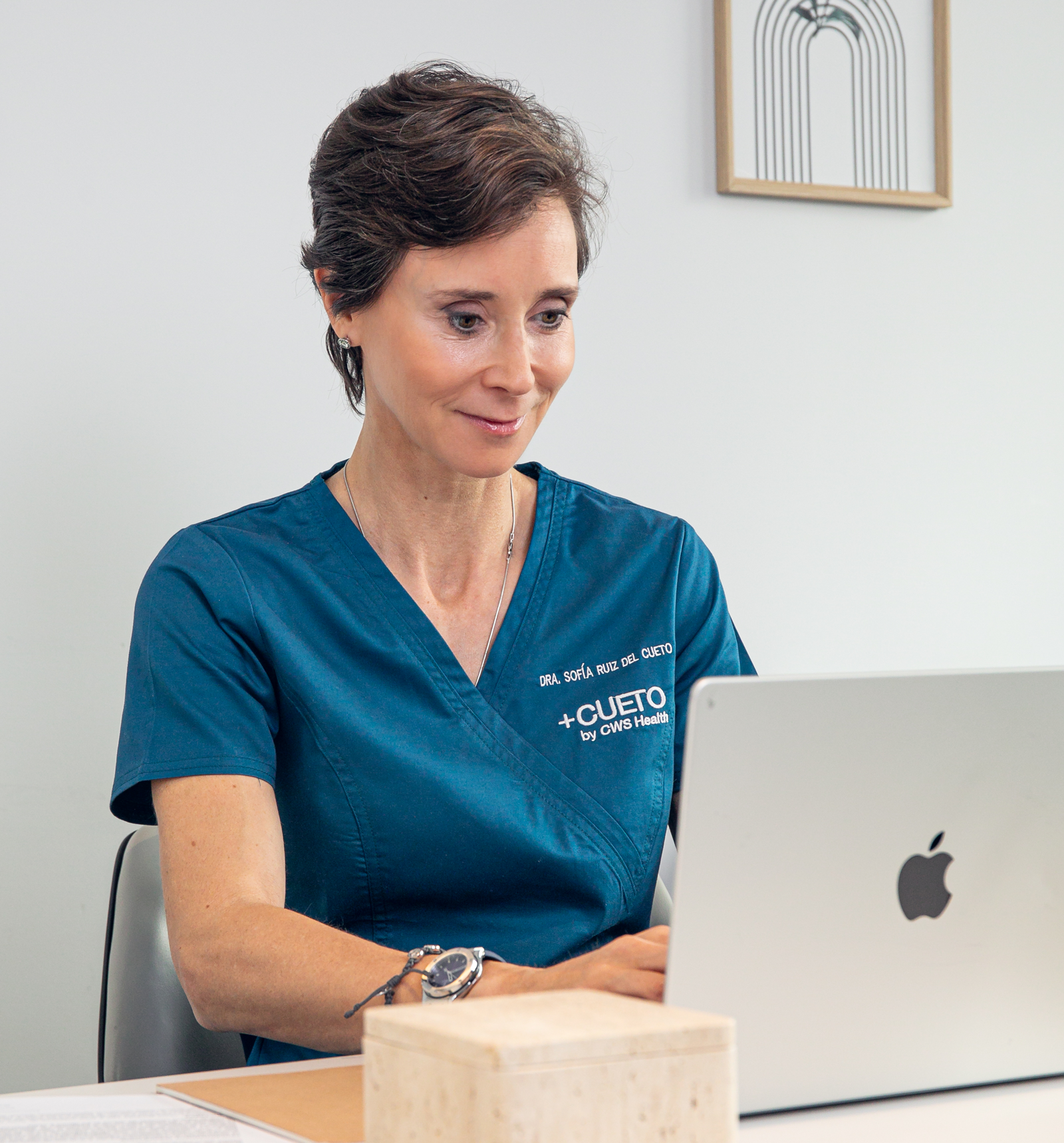 Dra. Sofía Ruiz Del Cueto. Criterio, Ciencia Y Naturalidad En Medicina Estética 42 Dra. Sofía Ruiz Del Cueto. Criterio, Ciencia Y Naturalidad En Medicina Estética 168 - Clínica +Cueto